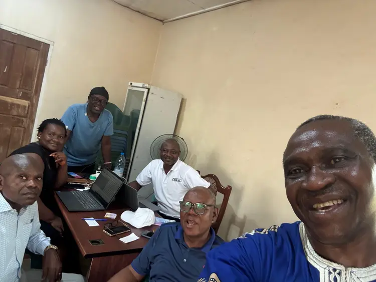 Shí Akpo Esambi a pílí BAFLADEAS ɛ kpɛmi ɛ́yə́ sí díní a ɛ́bulu Rev. Ngole, Kɔnsɔ́ltantə